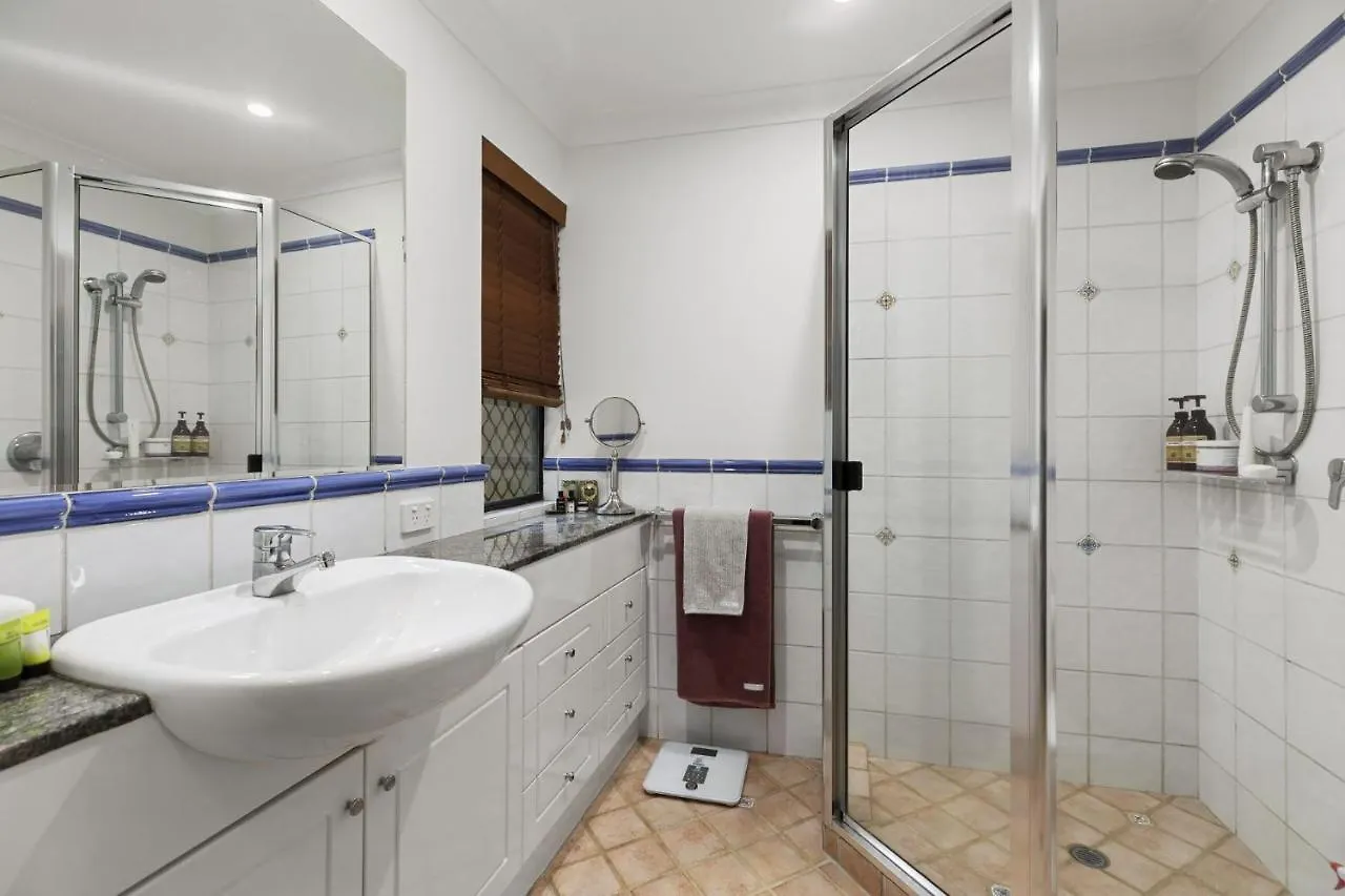 1 24 Belle De Jour Edgar Bennett Avenue Noosa Heads Apartment Australia